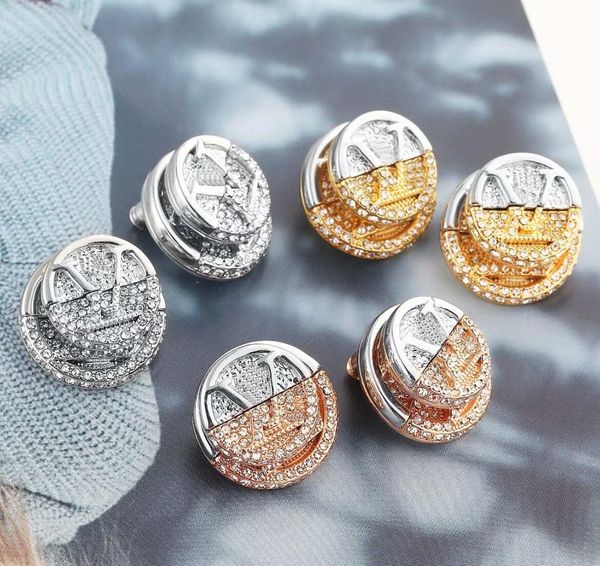 europe america style jewelry sets lady women engraved v initials l to v double color gold coin setting diamond stud earrings twinkle, Golden;silver
europe america style jewelry sets lady women engraved v initials l to v double color gold coin setting diamond stud earrings twinkle, Golden;silver