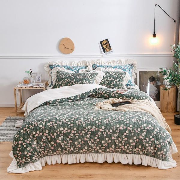 bedding sets 4 pieces velvet heavyweight warm soft luxury set for winter king size floral pink green duvet cover bed sheets
bedding sets 4 pieces velvet heavyweight warm soft luxury set for winter king size floral pink green duvet cover bed sheets