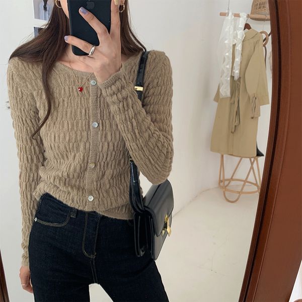 sweaters gentle wind retro sweet single breasted knitted cardigan female korean autumn fashion versatile sweater, White;black
sweaters gentle wind retro sweet single breasted knitted cardigan female korean autumn fashion versatile sweater, White;black
