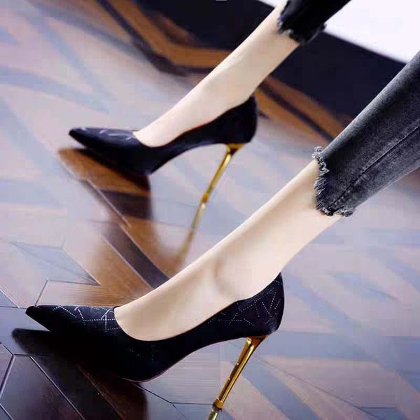dress shoes 2021 women pumps golden high heel pointed toe slip on lady sandals pu leather mixed color woman stiletto party, Black
dress shoes 2021 women pumps golden high heel pointed toe slip on lady sandals pu leather mixed color woman stiletto party, Black