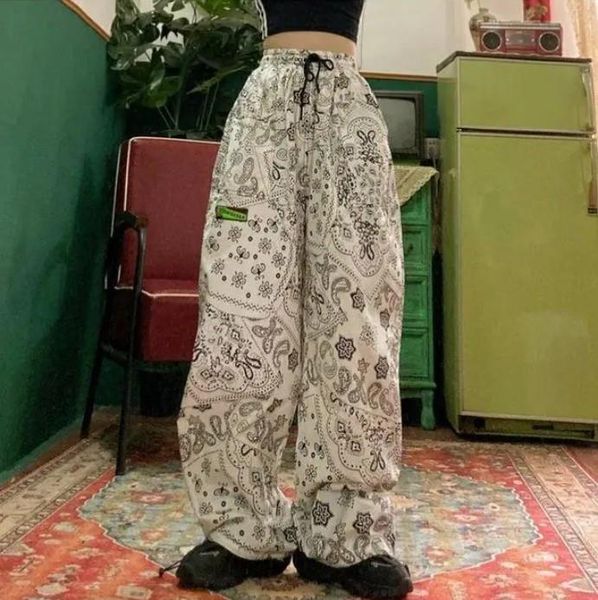 women's pants & capris harajuku style hip-hop street loose print wide-leg overalls student bf elastic waist casual leggings trousers fe, Black;white
women's pants & capris harajuku style hip-hop street loose print wide-leg overalls student bf elastic waist casual leggings trousers fe, Black;white