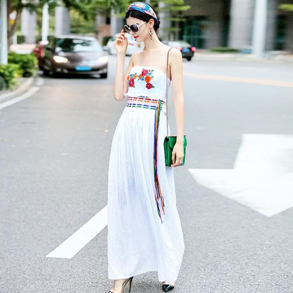 casual dresses white bohemian holiday maxi 2021 summer fashion women strapless flower embroidery ribbon cotton beach long dress, Black;gray
casual dresses white bohemian holiday maxi 2021 summer fashion women strapless flower embroidery ribbon cotton beach long dress, Black;gray