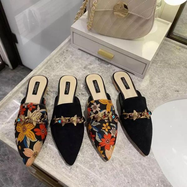 women slippers pointed toe rubber metal chains flat outsole slides footwear fashion casual lady mules shoes, Black
women slippers pointed toe rubber metal chains flat outsole slides footwear fashion casual lady mules shoes, Black