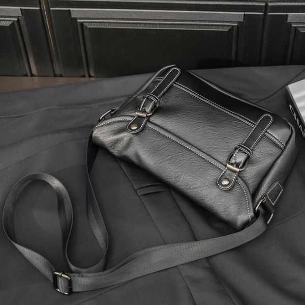 factory wholesale men bag outdoor leisure leather postman bags joker thread black mens handbag japanese vintage leathers handbags
factory wholesale men bag outdoor leisure leather postman bags joker thread black mens handbag japanese vintage leathers handbags