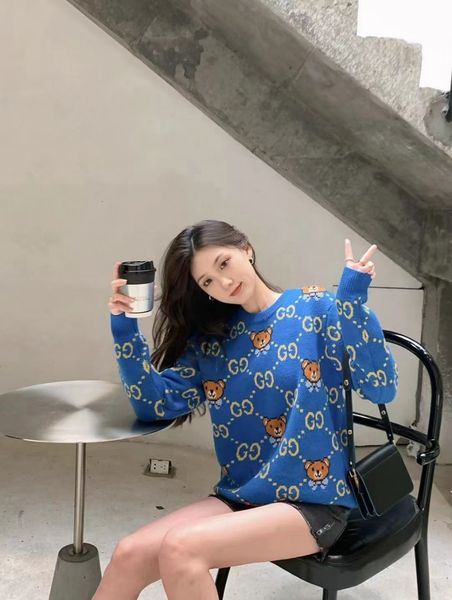 autumn winter 2021 new korean embroidered pullover jacquard men's and women's same sweater, Black;gray
autumn winter 2021 new korean embroidered pullover jacquard men's and women's same sweater, Black;gray