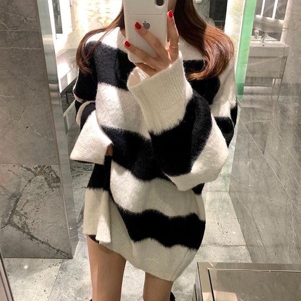 women's sweaters 2021 fashion lazy side slit pullover round neck padded shoulder, White;black
women's sweaters 2021 fashion lazy side slit pullover round neck padded shoulder, White;black