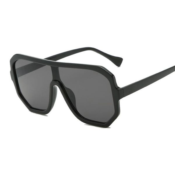 sunglasses special offer personality retro black classic men women european and american polygonal street travel, White;black
sunglasses special offer personality retro black classic men women european and american polygonal street travel, White;black