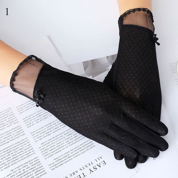 outdoor driving gloves uv sunscreen 1 pairs lace pearl flowers thin silk touch screen gloves, Blue;gray
outdoor driving gloves uv sunscreen 1 pairs lace pearl flowers thin silk touch screen gloves, Blue;gray