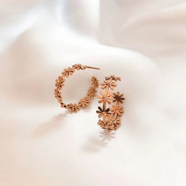 hoop & huggie 2021 stainless steel flower earrings fashion golden metal rose gold jewelry party for women gifts, Golden;silver
hoop & huggie 2021 stainless steel flower earrings fashion golden metal rose gold jewelry party for women gifts, Golden;silver