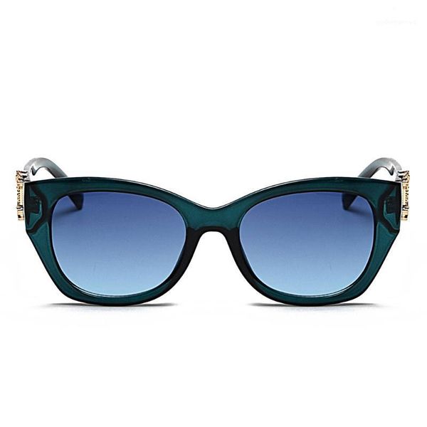 retro gradient women's sunglasses summer beach travel uv400 protection eyewear men's sun glasses for driving fishing, White;black
retro gradient women's sunglasses summer beach travel uv400 protection eyewear men's sun glasses for driving fishing, White;black
