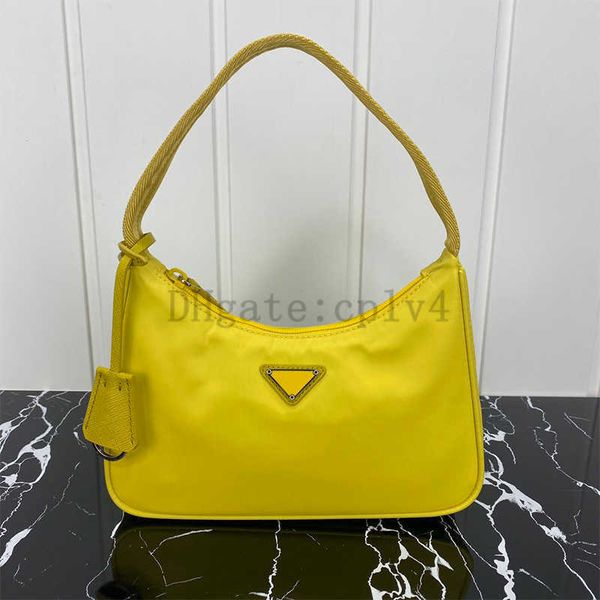 designer luxury bag fashion velvet s for women hand totes chains tote ladies single shoulder messenger hands women's leather ha
designer luxury bag fashion velvet s for women hand totes chains tote ladies single shoulder messenger hands women's leather ha