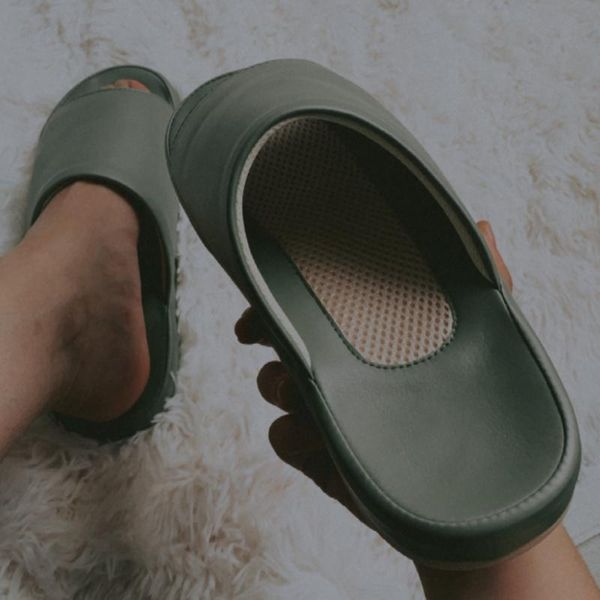 slippers summer ultralight inddoor women quality leather platform flat breathable insole comfortable slides ladies shoes, Black
slippers summer ultralight inddoor women quality leather platform flat breathable insole comfortable slides ladies shoes, Black