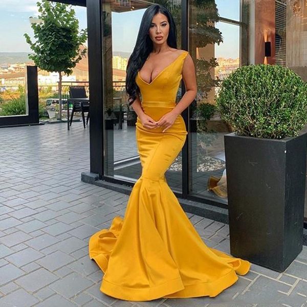 off the shoulder mermai evening dresses deep v neck sweep train formal prom party gowns robe de soiree, Black;red
off the shoulder mermai evening dresses deep v neck sweep train formal prom party gowns robe de soiree, Black;red