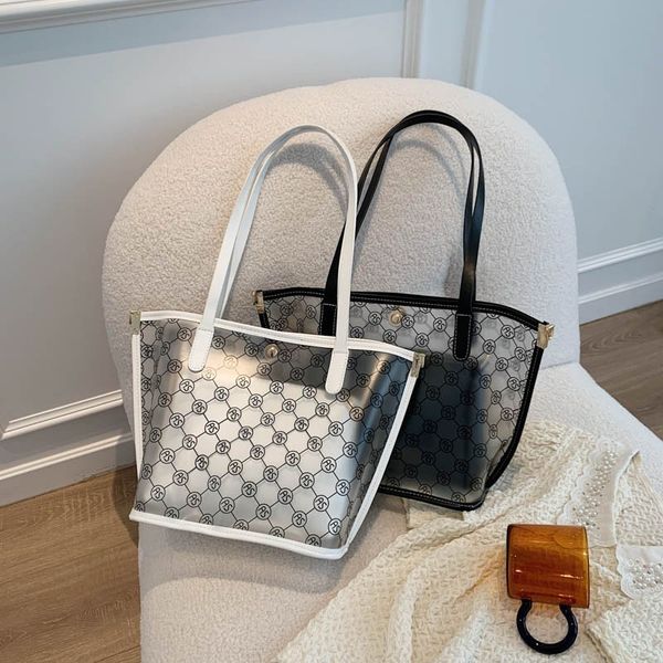 sole by designer bag new pu letter bag fashion simple single shoulder diagonal straddle portable women's purse
sole by designer bag new pu letter bag fashion simple single shoulder diagonal straddle portable women's purse