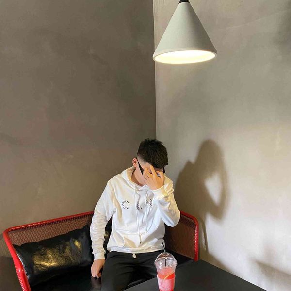 brand hoodie correct early autumn new ce letter black and white checkerboard printing rivet casual loose hooded sweater for lovers
brand hoodie correct early autumn new ce letter black and white checkerboard printing rivet casual loose hooded sweater for lovers