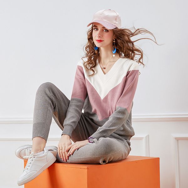 tracksuits fashion sport suit autumn and winter women's v-neck t-shirt + slim pants two piece, Gray
tracksuits fashion sport suit autumn and winter women's v-neck t-shirt + slim pants two piece, Gray