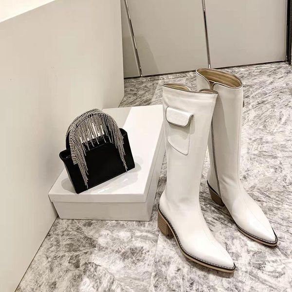 2021 luxury designer women motorcycle boots leather slip on pure color thick soled knee booties fashion autum outdoor comfortable platform s, Black 
2021 luxury designer women motorcycle boots leather slip on pure color thick soled knee booties fashion autum outdoor comfortable platform s, Black