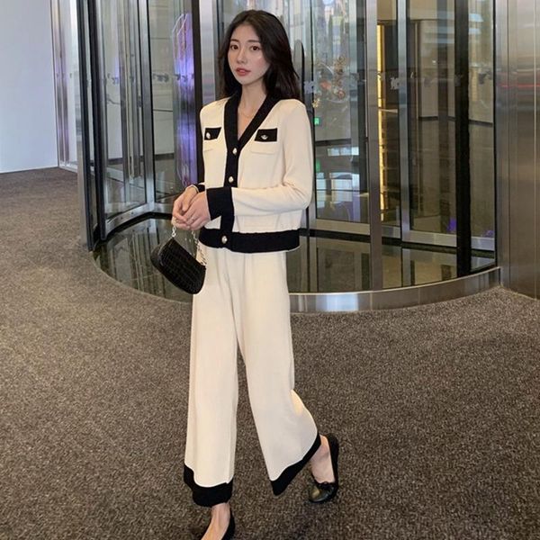 women's two piece pants fall winter knitted 2 set women single breasted cardigan sweater +wide leg pant suits femme tracksuits knit out, White
women's two piece pants fall winter knitted 2 set women single breasted cardigan sweater +wide leg pant suits femme tracksuits knit out, White