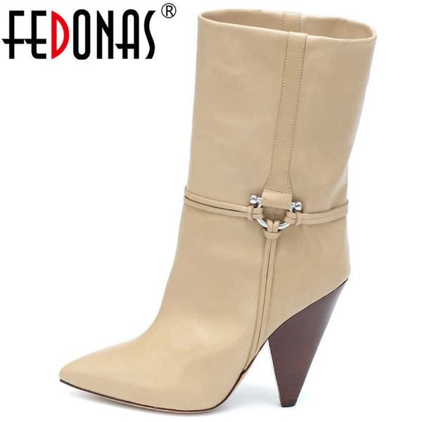 metal decoration knee high boots for women wide leg genuine leather heels night club party shoes woman 210528, Black
metal decoration knee high boots for women wide leg genuine leather heels night club party shoes woman 210528, Black