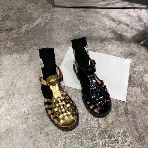boots high end 2021 summer leather gold flat bottom woven french hollow baotou roman fashion sandals women, Black
boots high end 2021 summer leather gold flat bottom woven french hollow baotou roman fashion sandals women, Black
