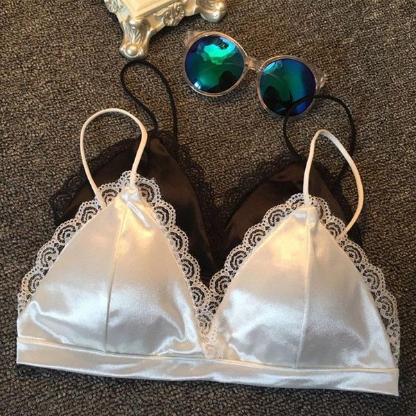 bras sets europe and america deep v smooth bottom to wipe the chest without steel ring lace triangle cup bra, Red;black
bras sets europe and america deep v smooth bottom to wipe the chest without steel ring lace triangle cup bra, Red;black