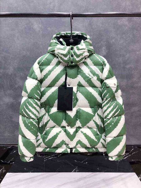 2021men's and women's designer moncier jacket winter down parka coat thickened long-sleeved letter badge coat warm windbreaker, Black
2021men's and women's designer moncier jacket winter down parka coat thickened long-sleeved letter badge coat warm windbreaker, Black