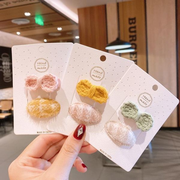 2pcs/set korean children's hair accessories handmade woolen bow hairpin small fragrant wind cute bb clip girl, Slivery;white
2pcs/set korean children's hair accessories handmade woolen bow hairpin small fragrant wind cute bb clip girl, Slivery;white