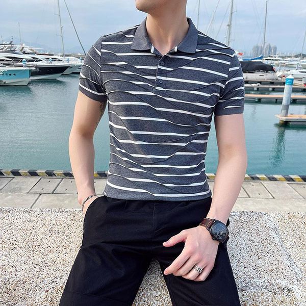 men's polos 2021 summer men casual shirts short sleeved striped slim lapel shirt design business england social male clothing, White;black
men's polos 2021 summer men casual shirts short sleeved striped slim lapel shirt design business england social male clothing, White;black