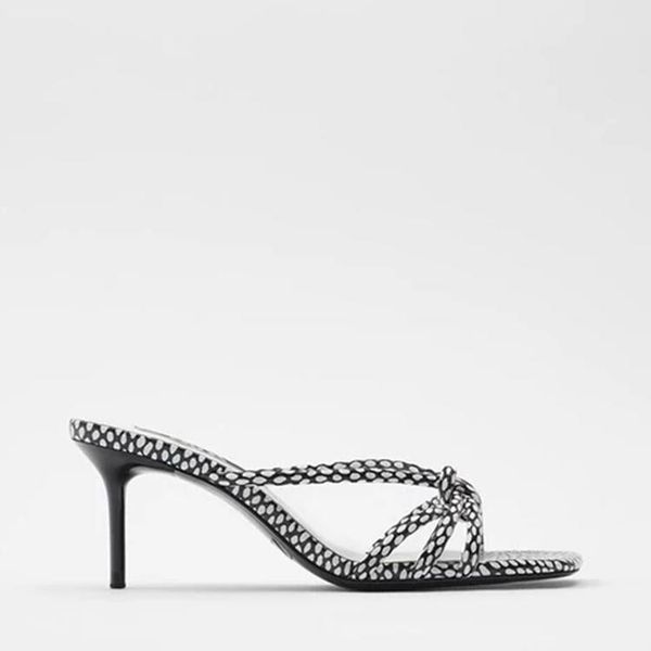 square toe high-heeled shoes lady med multicolored sandals ladies' slippers slipers women cross-tied 2021 thin rubber pu rome sl, Black
square toe high-heeled shoes lady med multicolored sandals ladies' slippers slipers women cross-tied 2021 thin rubber pu rome sl, Black