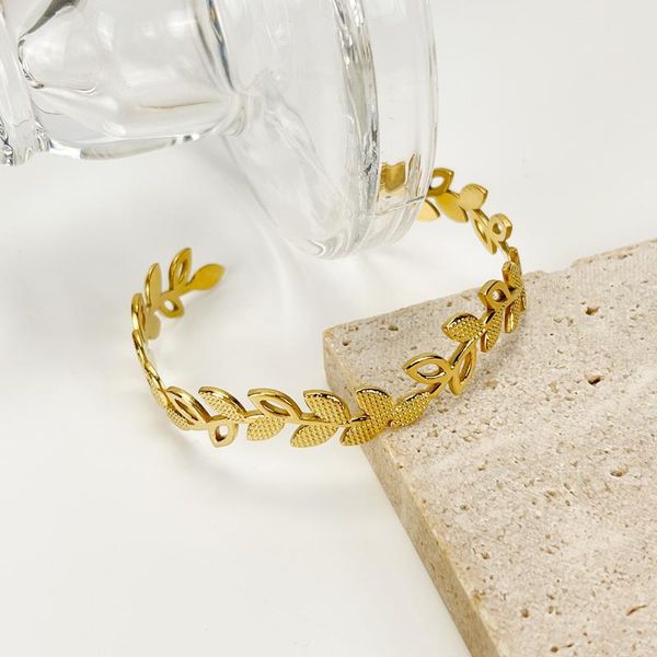 bangle monlansher classy geometric hollow leaves branch cuff gold color titanium steel trendy fashion bangles jewelry, Black
bangle monlansher classy geometric hollow leaves branch cuff gold color titanium steel trendy fashion bangles jewelry, Black
