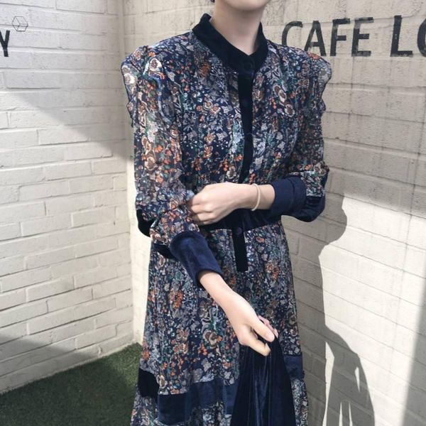 casual dresses flower print high waist ruffles dress autumn elegant stand collar velvet patchwork vestidos chic button women, Black;gray
casual dresses flower print high waist ruffles dress autumn elegant stand collar velvet patchwork vestidos chic button women, Black;gray