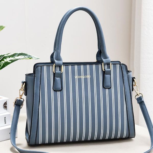 dl087-33 autumn and winter korean fashion women's bag shoulder diagonal handbag cross body
dl087-33 autumn and winter korean fashion women's bag shoulder diagonal handbag cross body