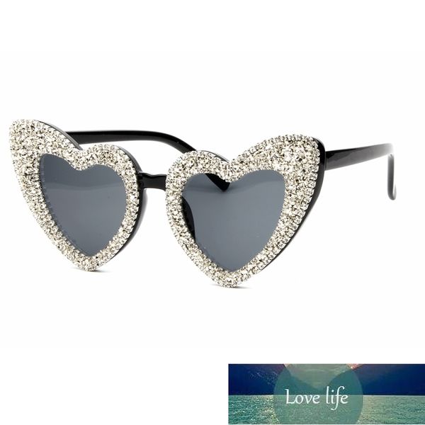 sunglasses women gold silver gravel brand sunglasses for men luxury retro love heart shape summer female shades factory price expert design, White;black
sunglasses women gold silver gravel brand sunglasses for men luxury retro love heart shape summer female shades factory price expert design, White;black