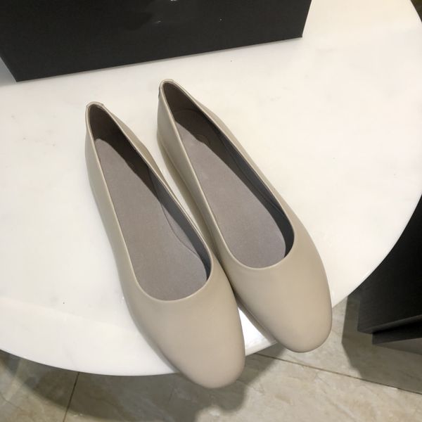 foreign trade m.d spring and summer new products slippers first layer cowhide casual women's shoes shallow mouth leather round-toe sing, Black
foreign trade m.d spring and summer new products slippers first layer cowhide casual women's shoes shallow mouth leather round-toe sing, Black