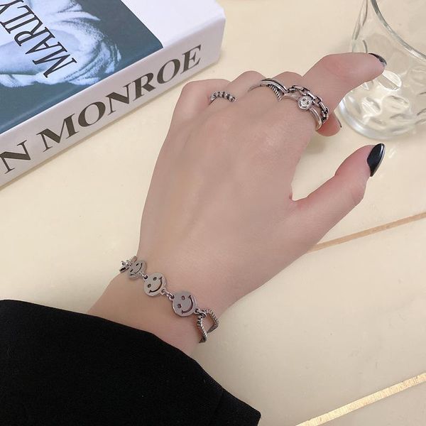 link, chain 2021 fashion bracelets for women hip-hop style niche simple temperament girlfriends bracelet female romantic, Black
link, chain 2021 fashion bracelets for women hip-hop style niche simple temperament girlfriends bracelet female romantic, Black