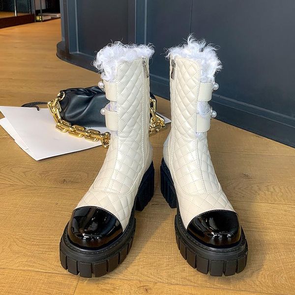 winter woman genuine leather short boots pure wool lining warm comfortable heighten shoes thick soled size34-40, Black
winter woman genuine leather short boots pure wool lining warm comfortable heighten shoes thick soled size34-40, Black