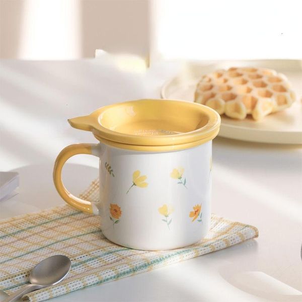 mugs mug with lid spoon creative mobile phone holder personality trend cute cartoon ceramic cup home water kawaii tazas
mugs mug with lid spoon creative mobile phone holder personality trend cute cartoon ceramic cup home water kawaii tazas