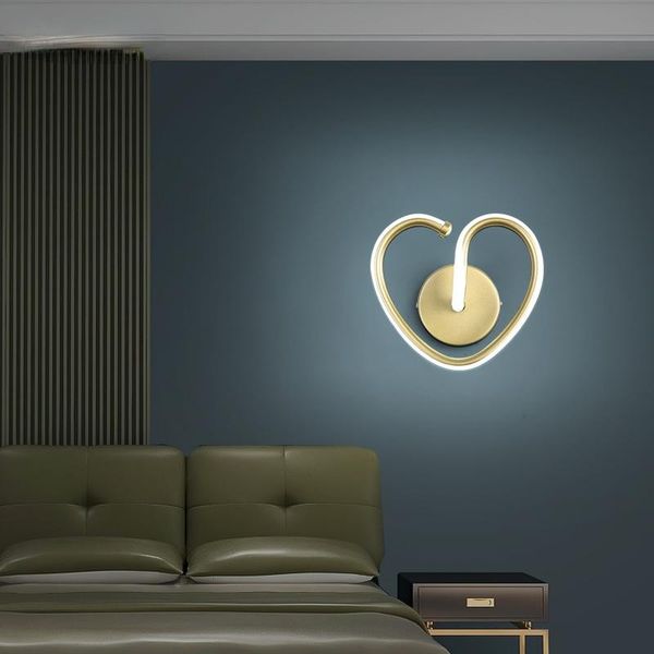 wall lamp modern heart-shaped bedside symbol of love indoor lighting living room decoration led night light
wall lamp modern heart-shaped bedside symbol of love indoor lighting living room decoration led night light