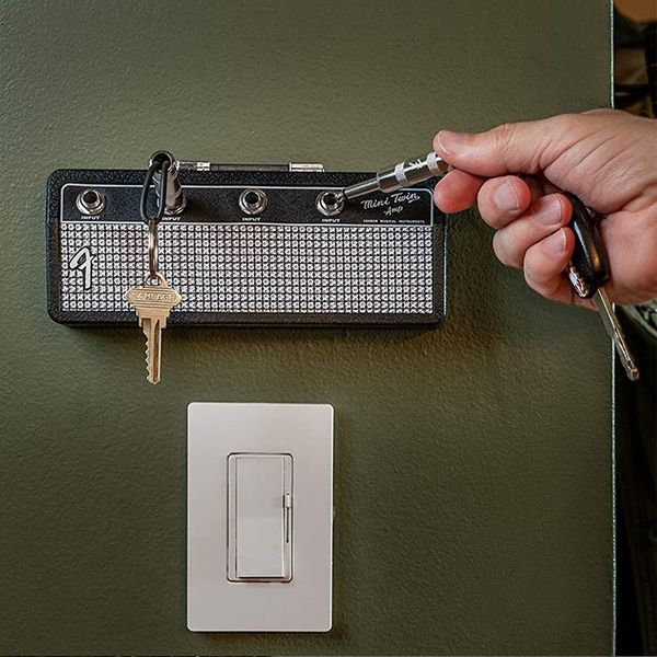 hooks & rails key storage for fender blues guitar keychain holder box jack ii rack 2.0 electric vintage ring
hooks & rails key storage for fender blues guitar keychain holder box jack ii rack 2.0 electric vintage ring