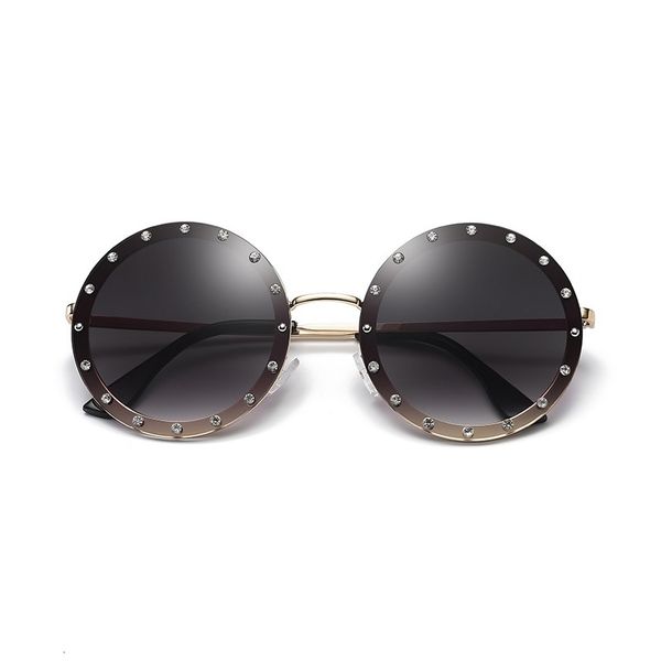 2021 summer 2021 luxury round women sunglasses crystal rivet designer ladies fashion sun glasses classic brand shades a520, White;black
2021 summer 2021 luxury round women sunglasses crystal rivet designer ladies fashion sun glasses classic brand shades a520, White;black
