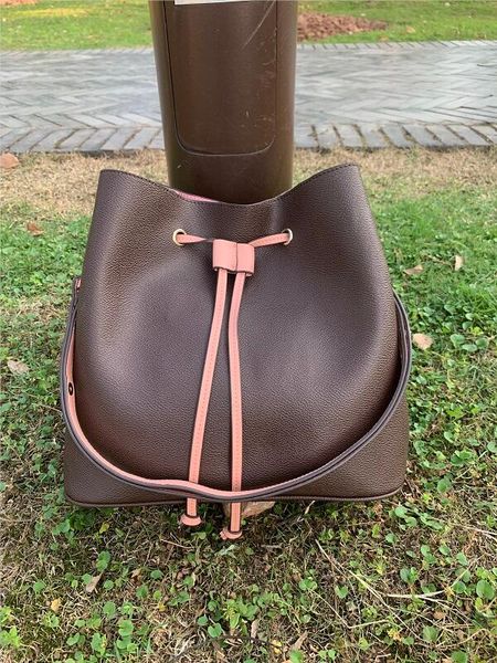 handbag shell tote bag small purses for women designer luxury wallet armpit underarm double belt bag
handbag shell tote bag small purses for women designer luxury wallet armpit underarm double belt bag