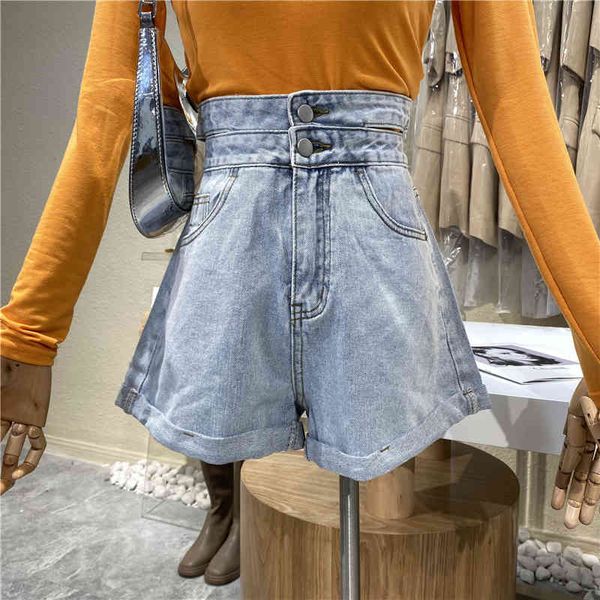 pant nicho design denim shorts 2021, two high-waist buttons, pants for slimming and loose pants., White
pant nicho design denim shorts 2021, two high-waist buttons, pants for slimming and loose pants., White