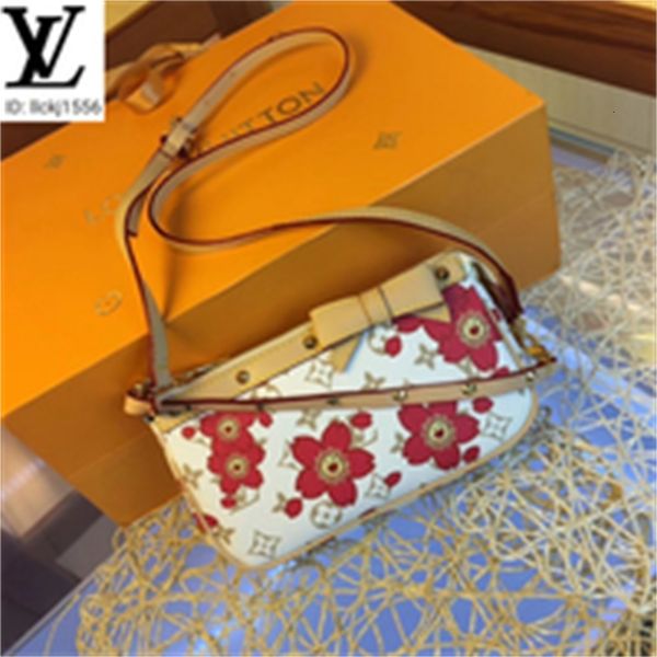 leather handbags brand totes red and designer shoulder bag women luxury iconic bags 7i9v handles shoulder bags m92649 vintage cross body, Red;black
leather handbags brand totes red and designer shoulder bag women luxury iconic bags 7i9v handles shoulder bags m92649 vintage cross body, Red;black