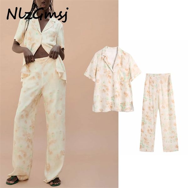 two piece set women blouse+pant retro floral print crop shirt and trousers for summer sets 04 210628, White
two piece set women blouse+pant retro floral print crop shirt and trousers for summer sets 04 210628, White