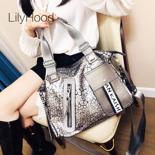 evening bags women casual vegan leather chain hobo handbag female fashion artificial zipper pocket daily big capacity messenger bag
evening bags women casual vegan leather chain hobo handbag female fashion artificial zipper pocket daily big capacity messenger bag