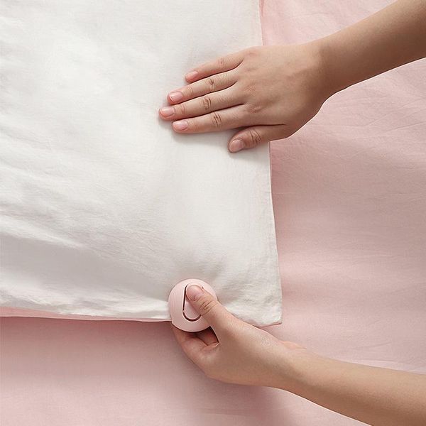 clothing & wardrobe storage 6pcs/ non slip gripper round shape abs quilt clips fixer needleless cover holder fastener bed sheet curtain
clothing & wardrobe storage 6pcs/ non slip gripper round shape abs quilt clips fixer needleless cover holder fastener bed sheet curtain