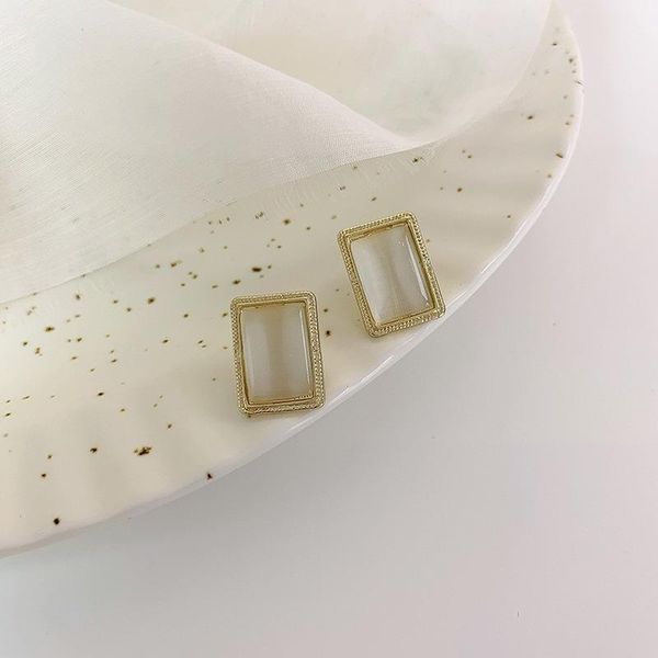 stud vsnow minimalist square geometrical opals earring for women temperament gold color metal party jewellery pendientes, Golden;silver
stud vsnow minimalist square geometrical opals earring for women temperament gold color metal party jewellery pendientes, Golden;silver