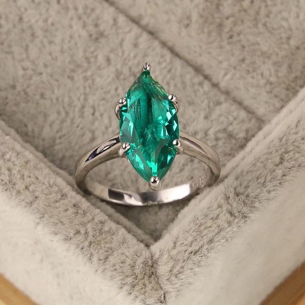 cluster rings ladies engagement wedding ring female oval emerald simple s925 sterling silver jewelry, Golden;silver
cluster rings ladies engagement wedding ring female oval emerald simple s925 sterling silver jewelry, Golden;silver