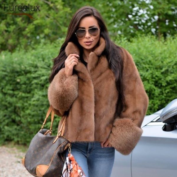 women's fur & faux furealux 2021 fashion mink collar handmade natural short style warmth light luxury winter ladies jacket, Black
women's fur & faux furealux 2021 fashion mink collar handmade natural short style warmth light luxury winter ladies jacket, Black