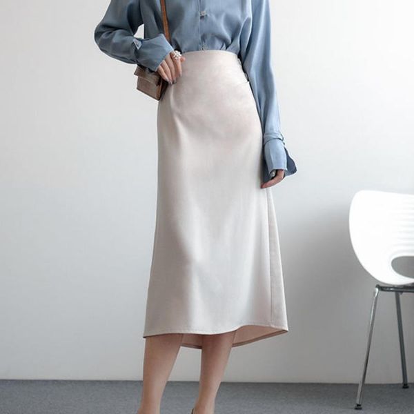 skirts 2021 high waist elegant women summer a-line long skirt chic vintage satin, Black
skirts 2021 high waist elegant women summer a-line long skirt chic vintage satin, Black